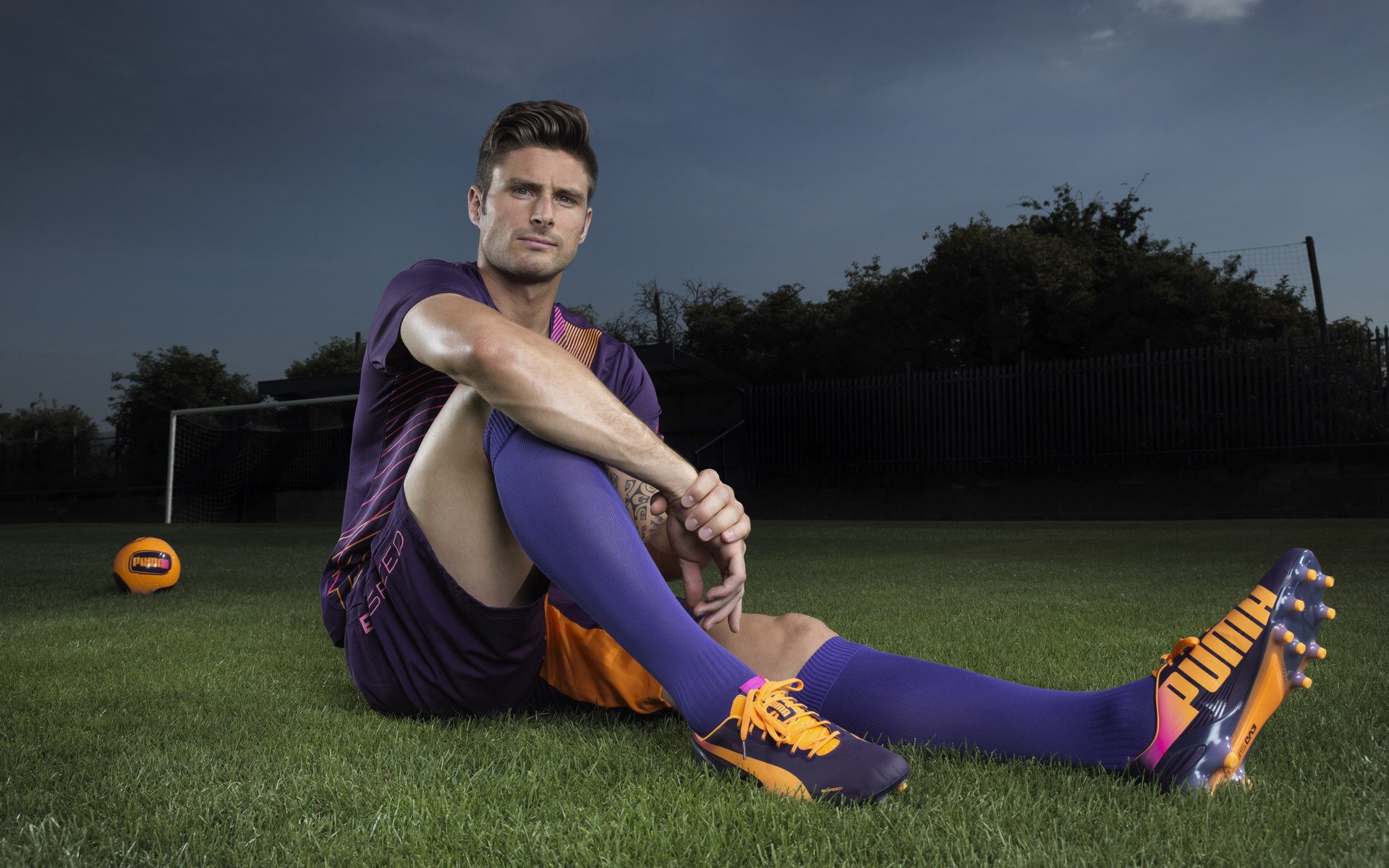 开云平台-独行侠轻取奇才，季后赛焦点战展现战术压制力  第2张